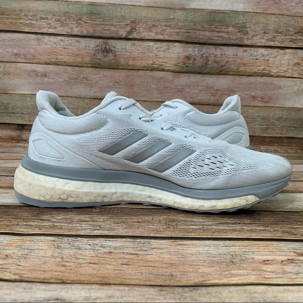 Adidas Sonic Drive Athletic Shoes - Picture 2 of 9